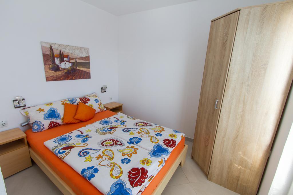 Guesthouse Oaza Emi Dobra Voda Εξωτερικό φωτογραφία
