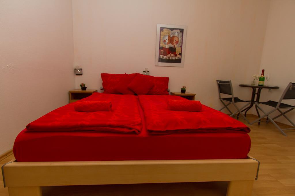 Guesthouse Oaza Emi Dobra Voda Εξωτερικό φωτογραφία